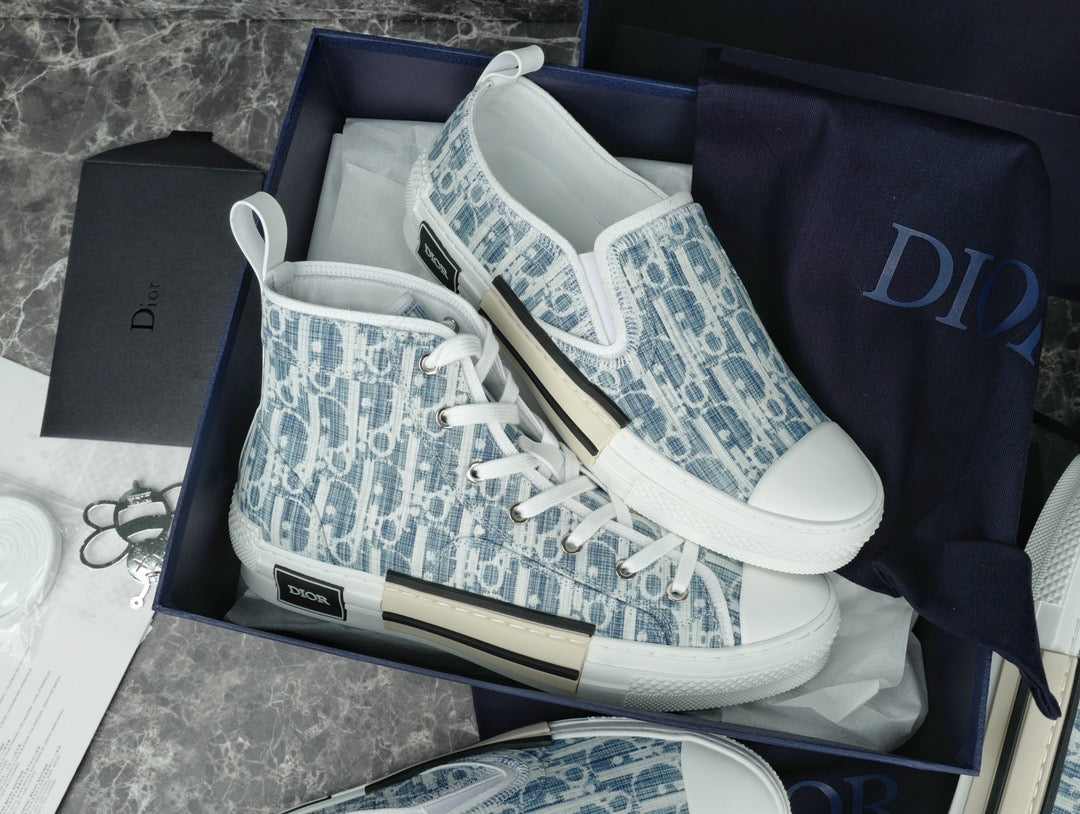 CD B23 SNEAKERS
