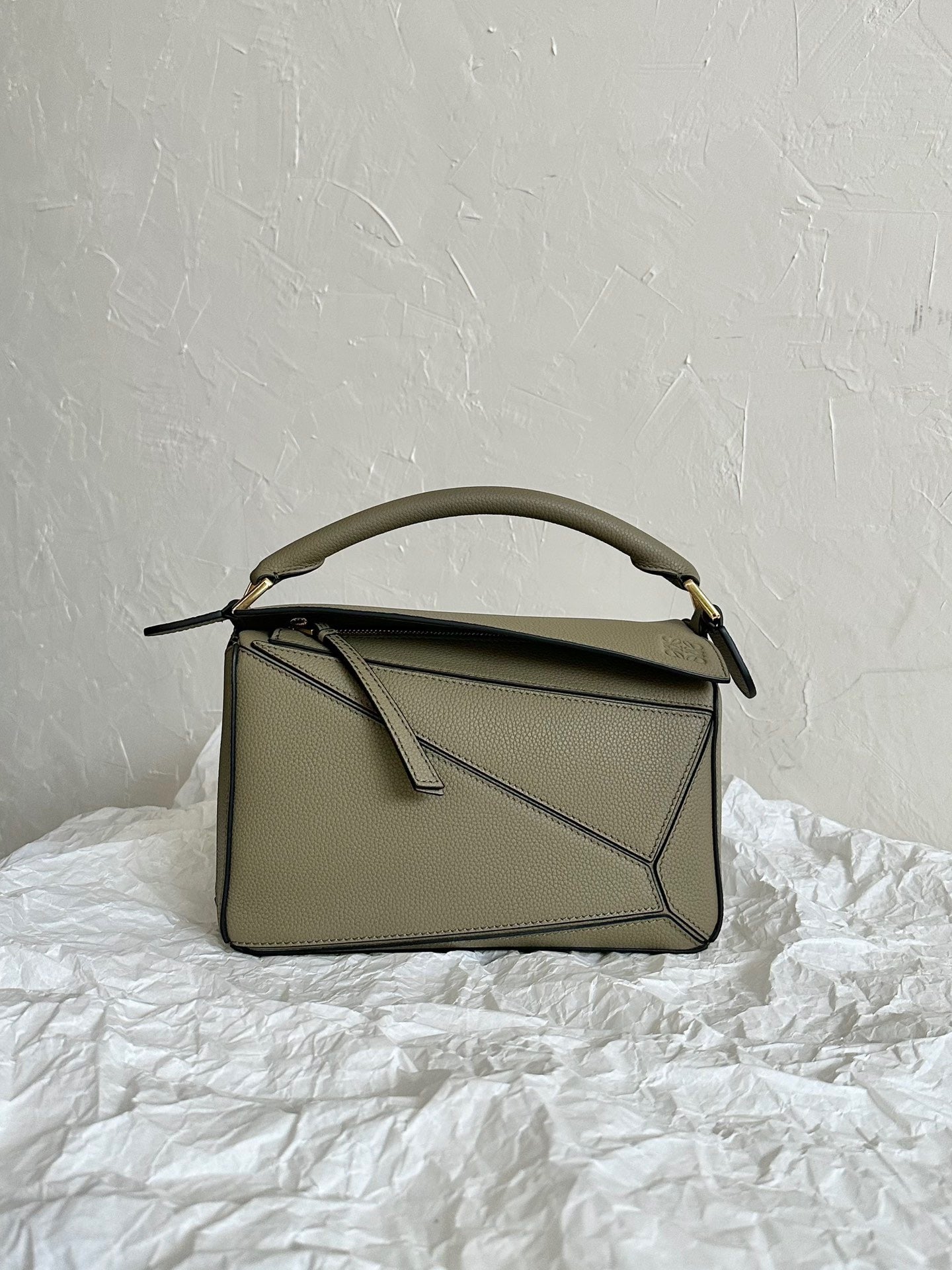 LOEW SMALL PUZZLE EDGE BAG