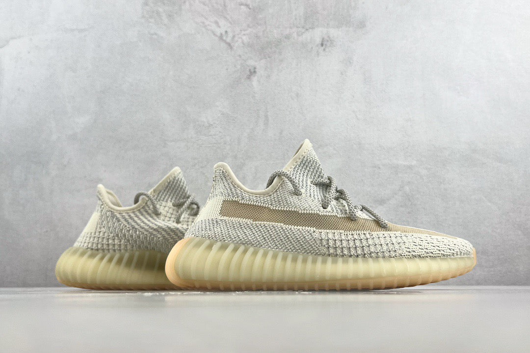 YEEZY BOOST 350 V2