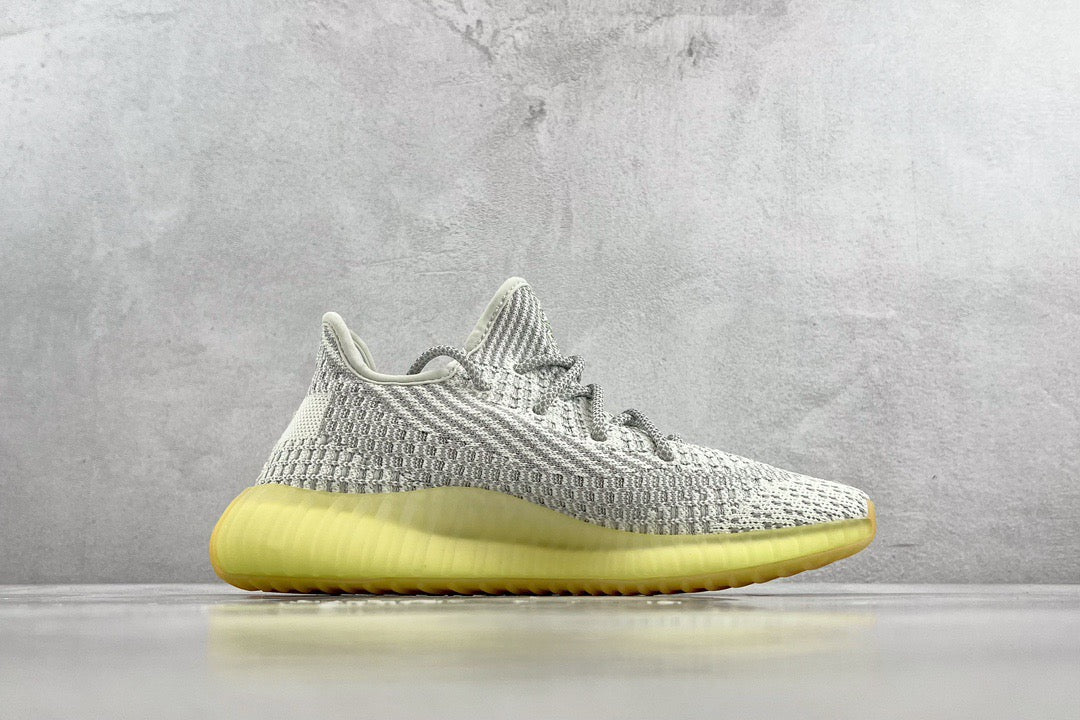 YEEZY BOOST 350 V2