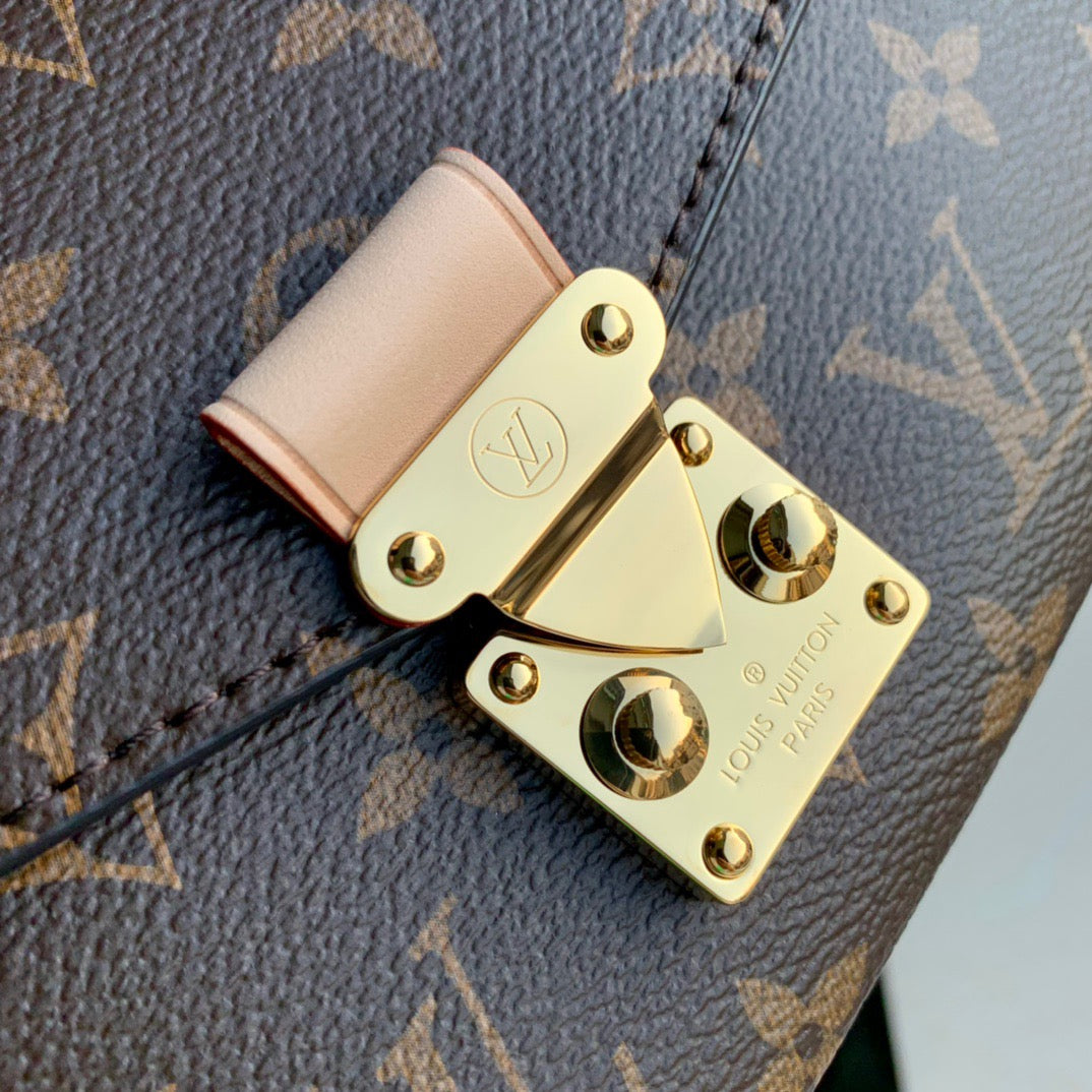 LOU POCHETTE METIS EAST WEST BAG
