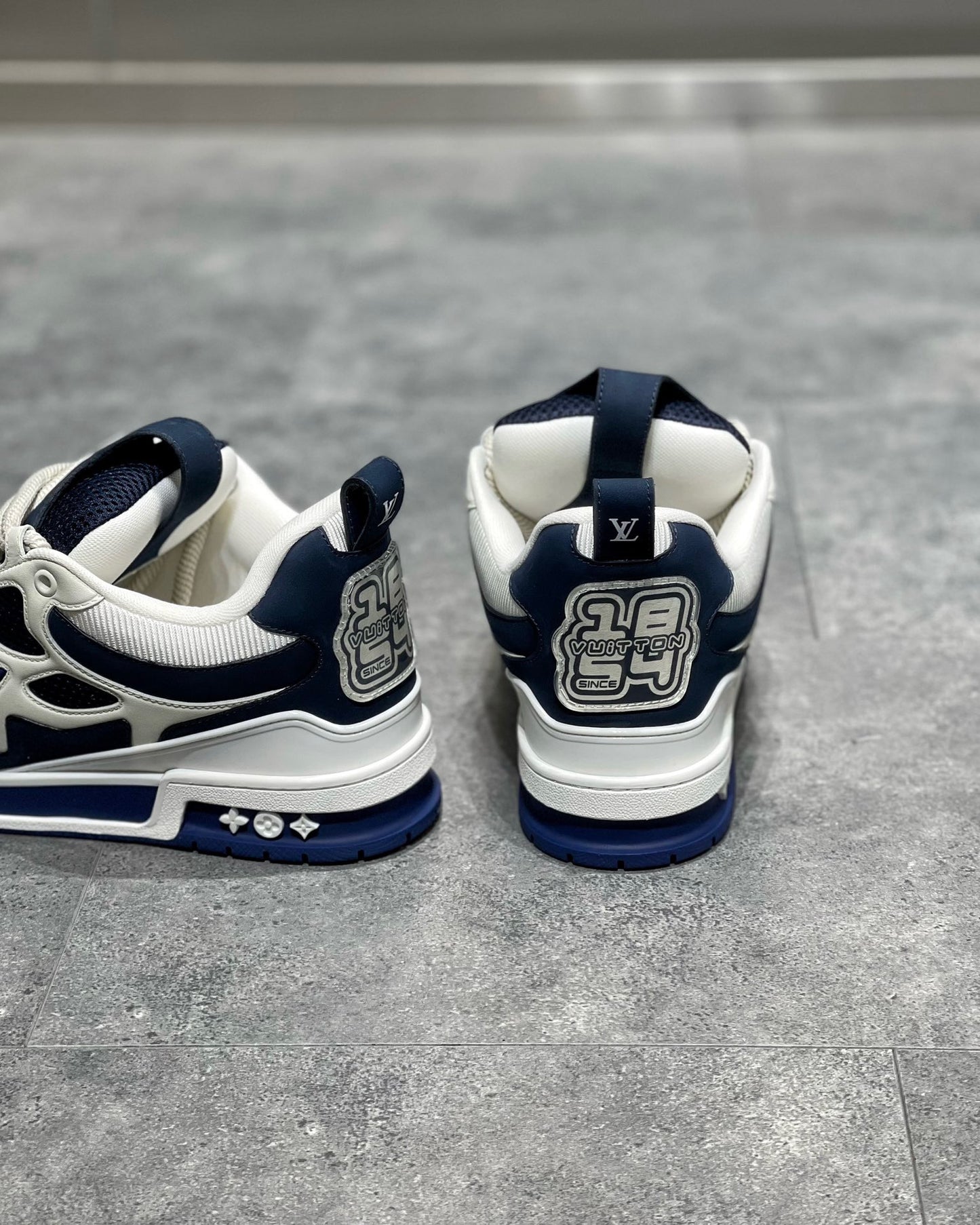 LOU TRAINERS