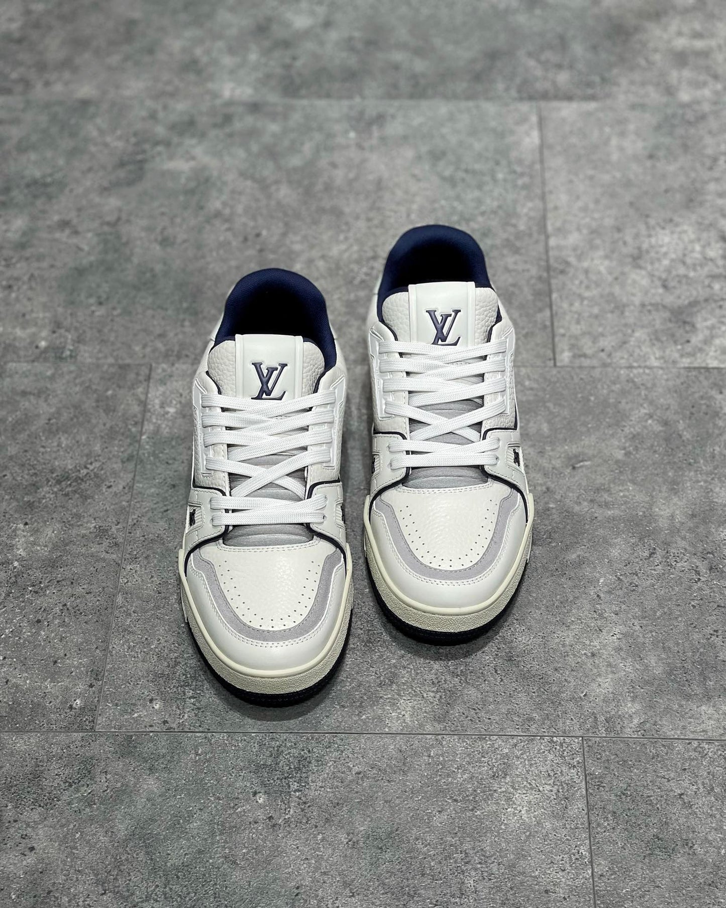 LOU TRAINERS