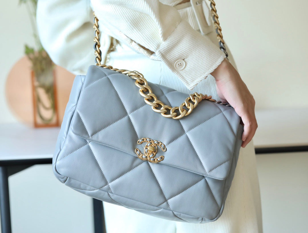 CC 19 BAG