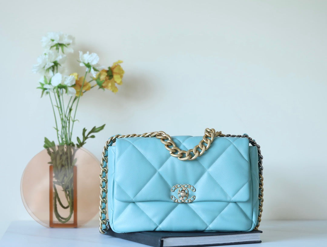 CC 19 BAG