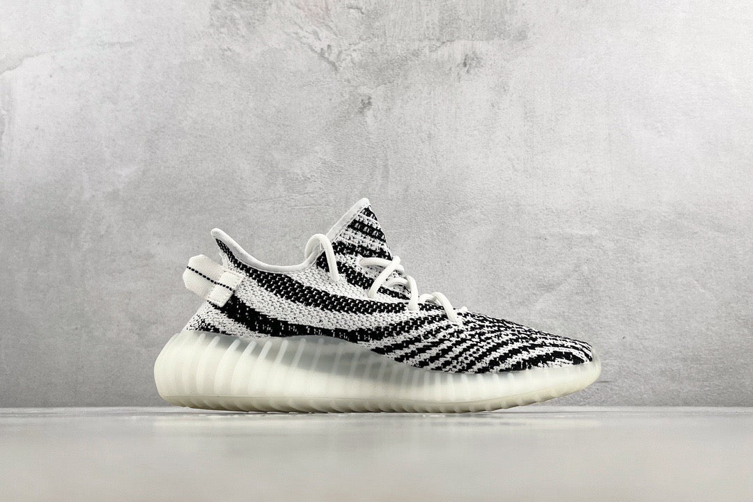 YEEZY BOOST 350