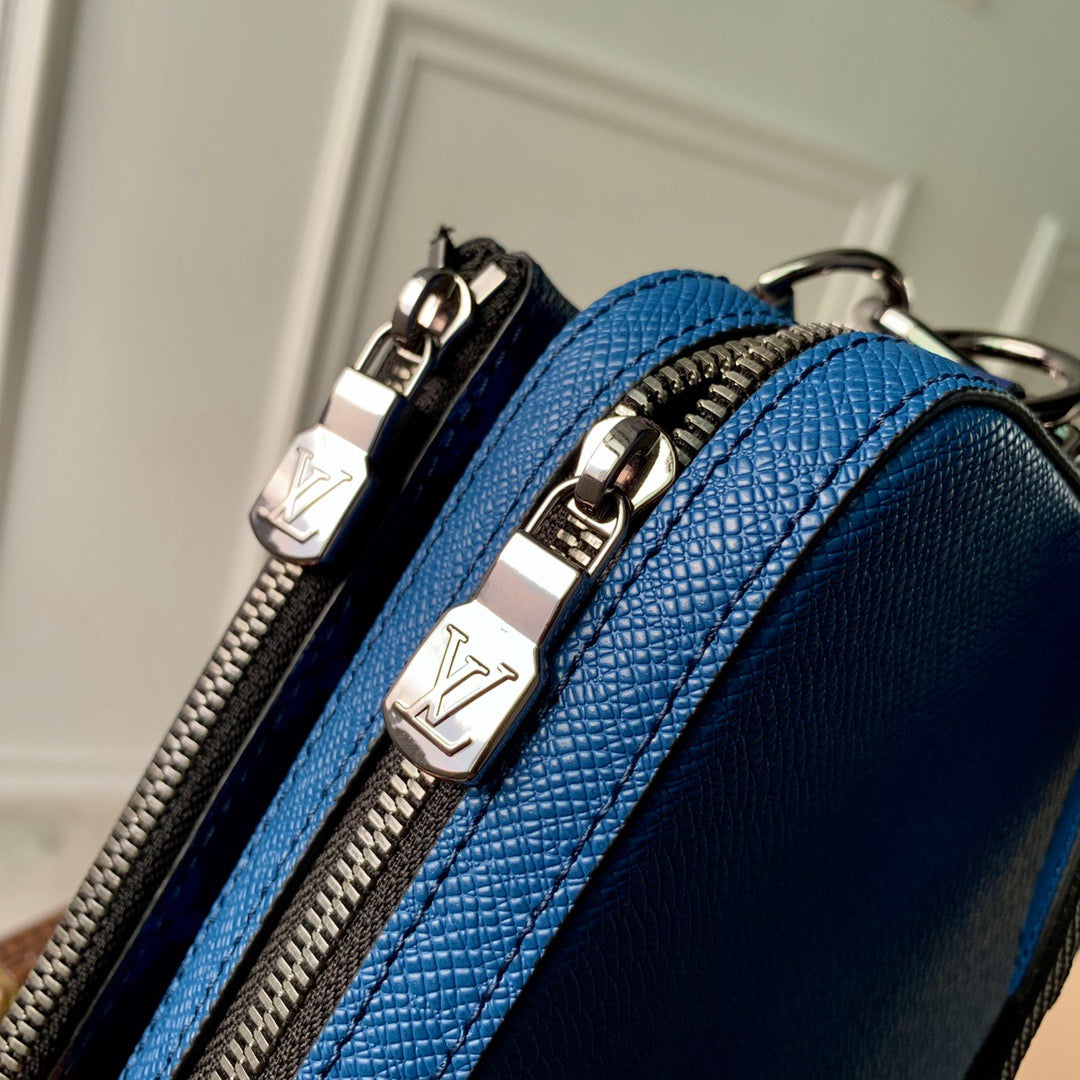 LOU TRIO MESSENGER BAG
