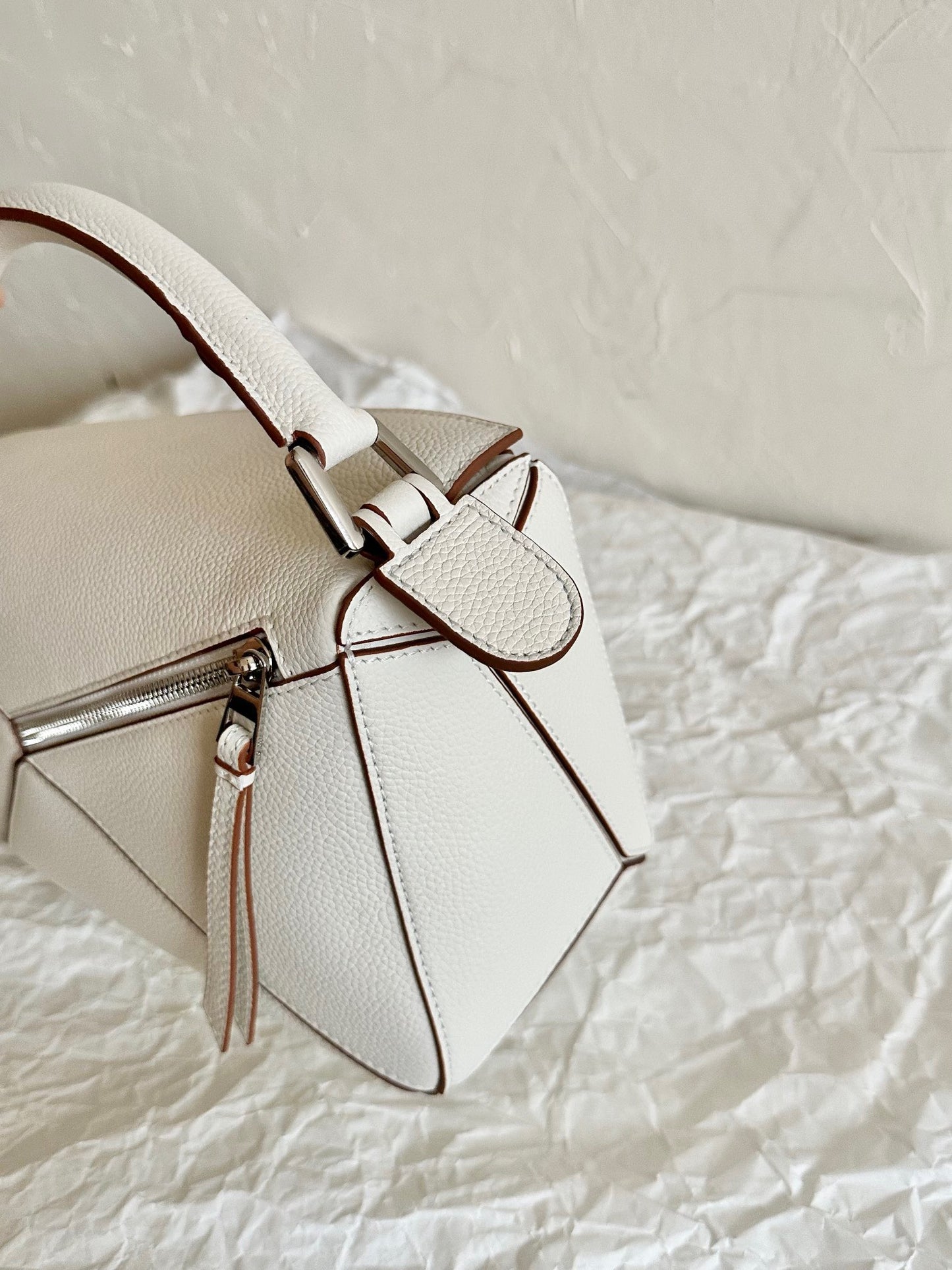 LOEW SMALL PUZZLE EDGE BAG