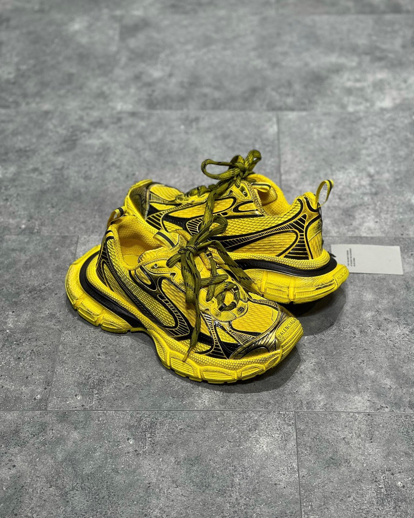 BAL 3XL TRAINERS