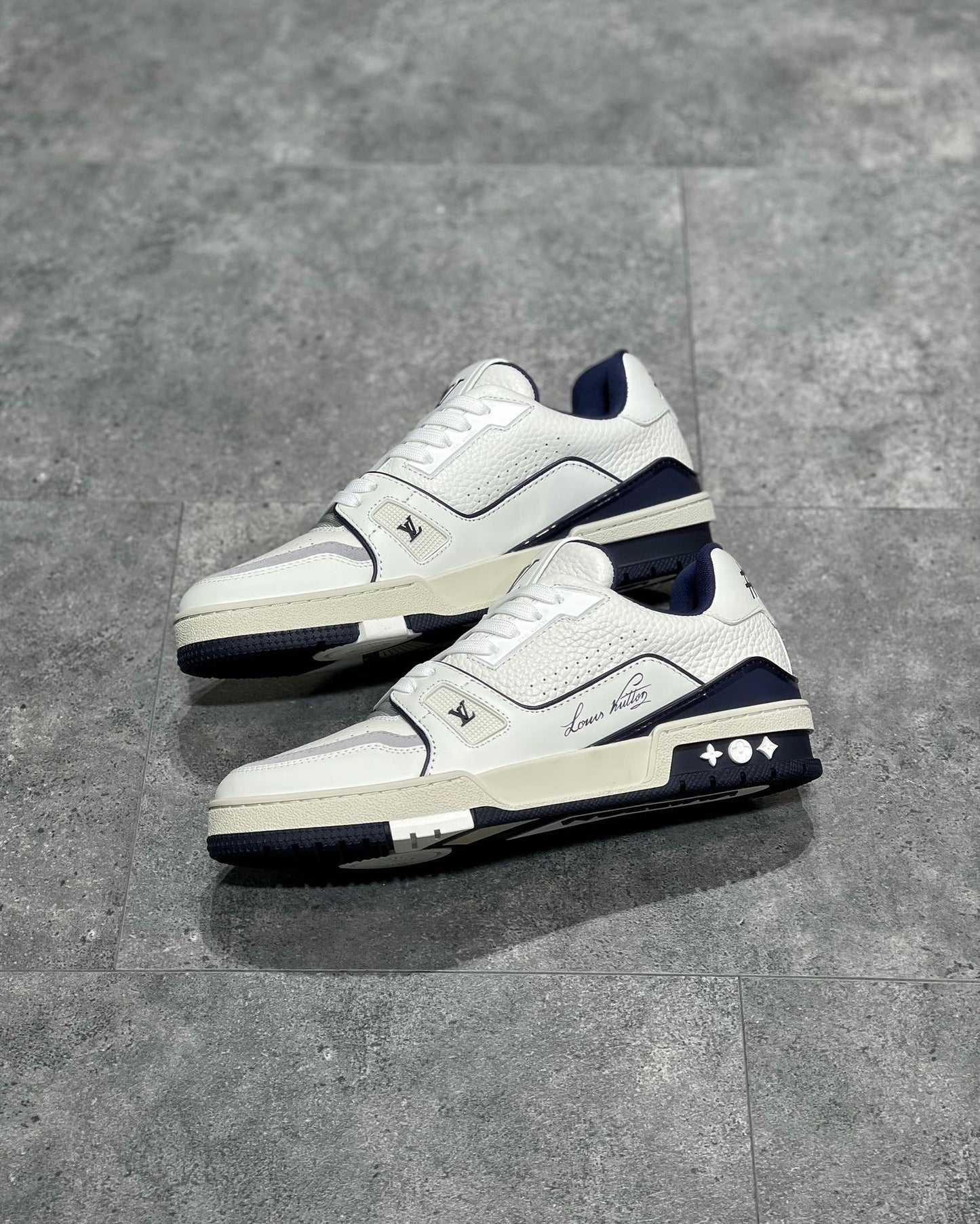LOU TRAINERS