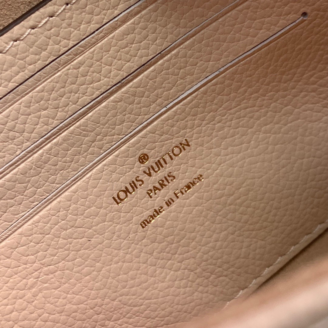 LOU IVY WALLET ON CHAIN BAG