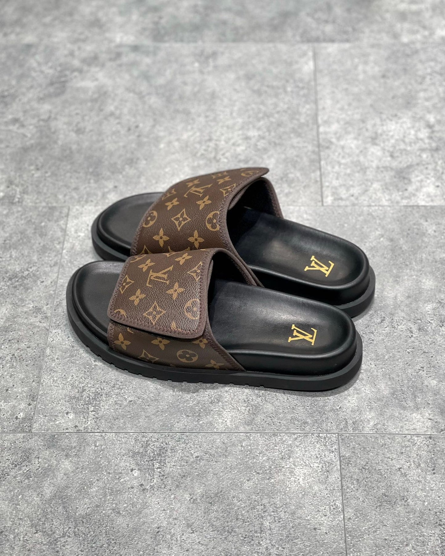 LOU MIAMI MULES