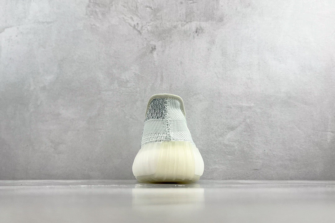 YEEZY BOOST 350 V2
