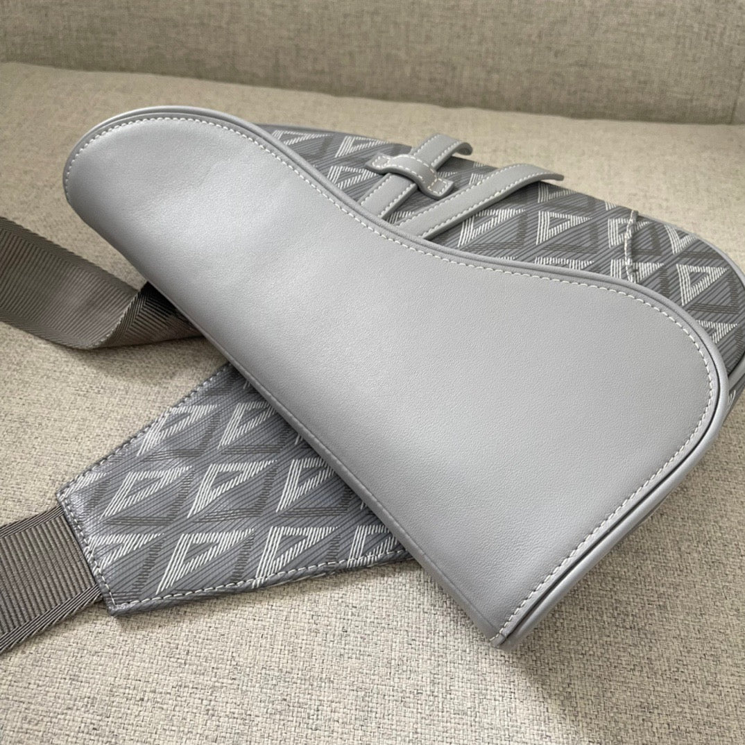 CD SADDLE BAG