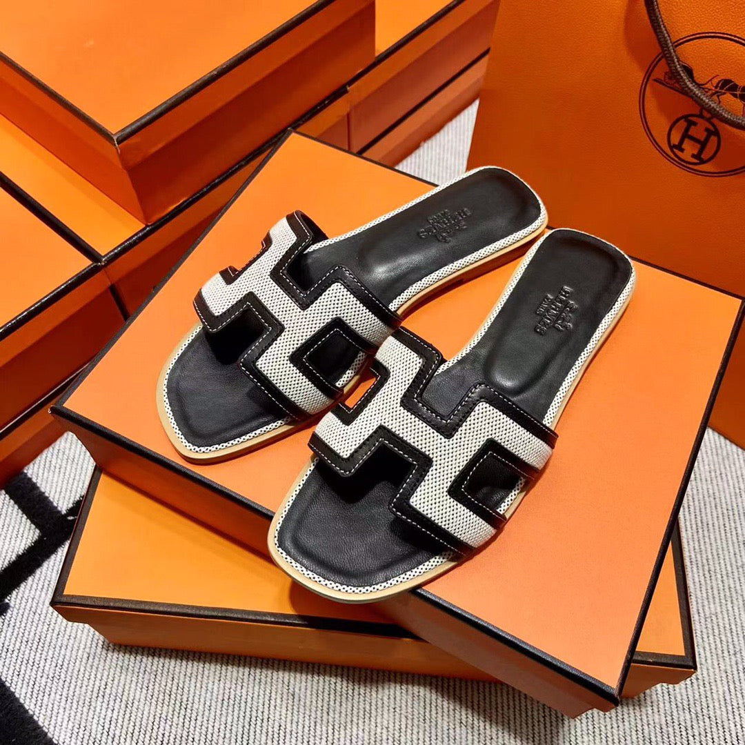 HERM ORAN SANDALS