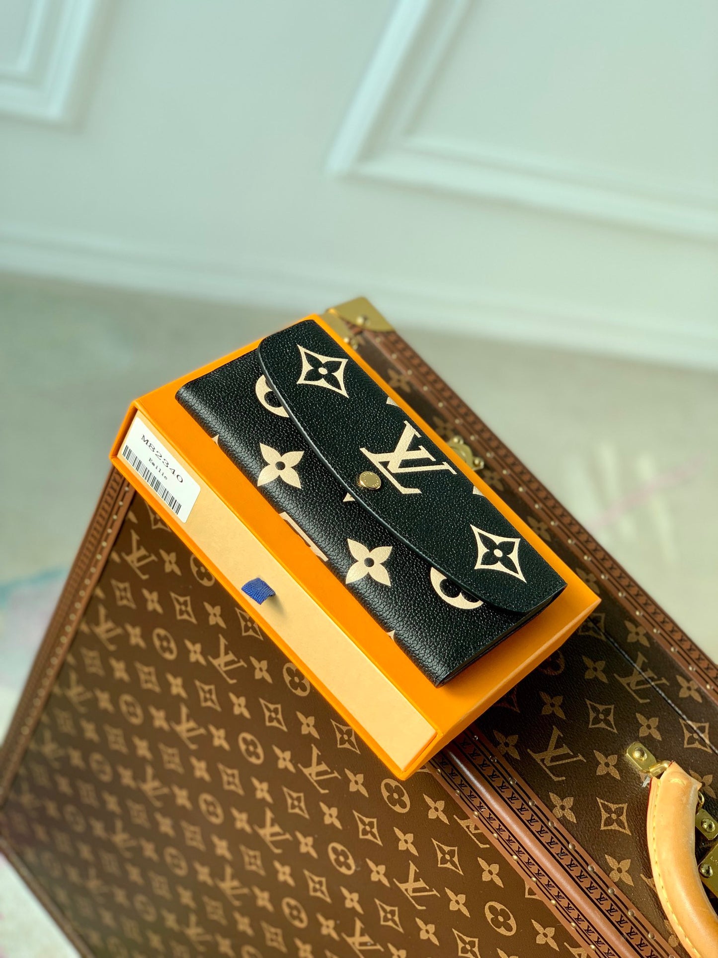 LOU EMILIE WALLET