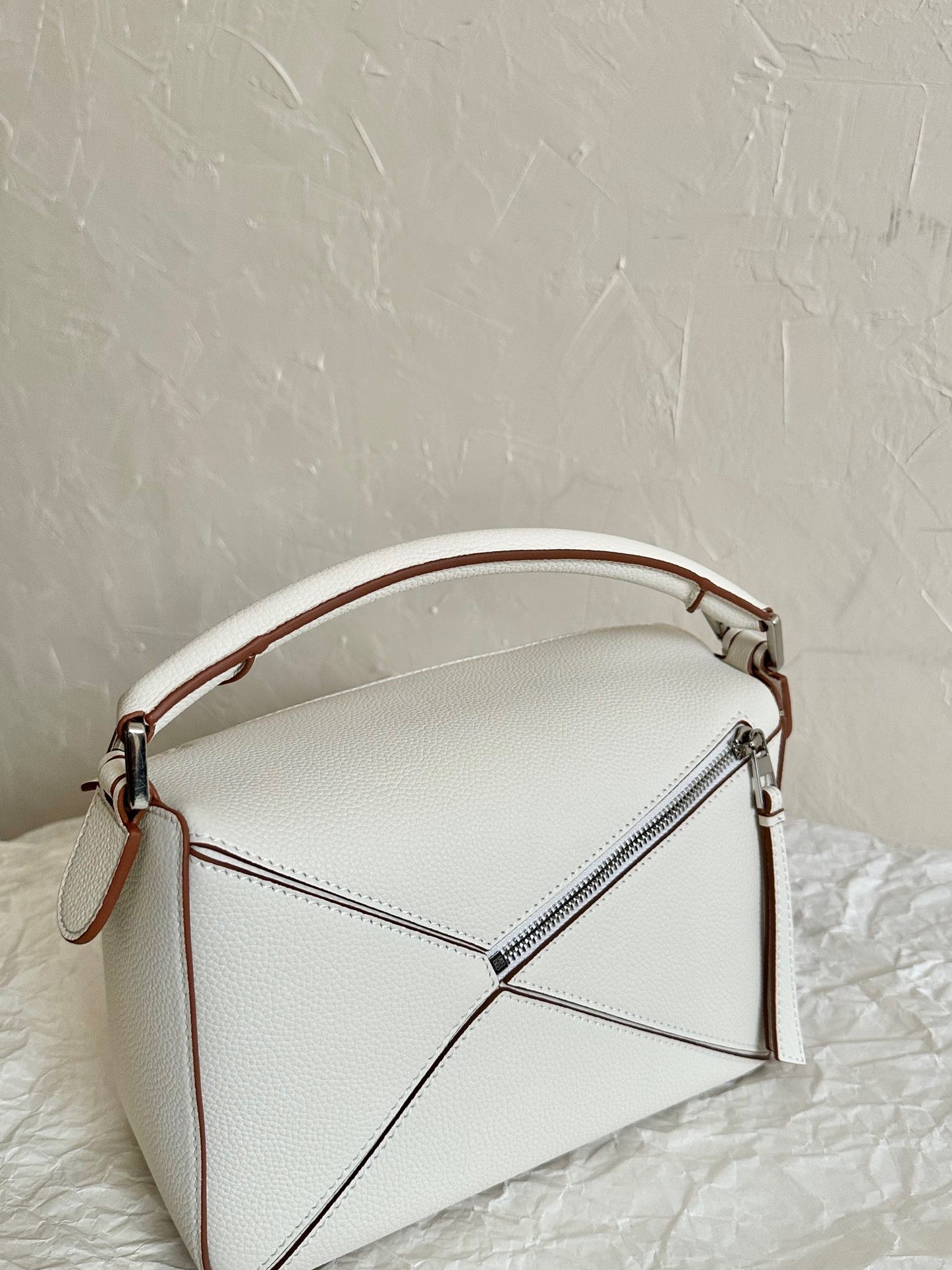 LOEW SMALL PUZZLE EDGE BAG