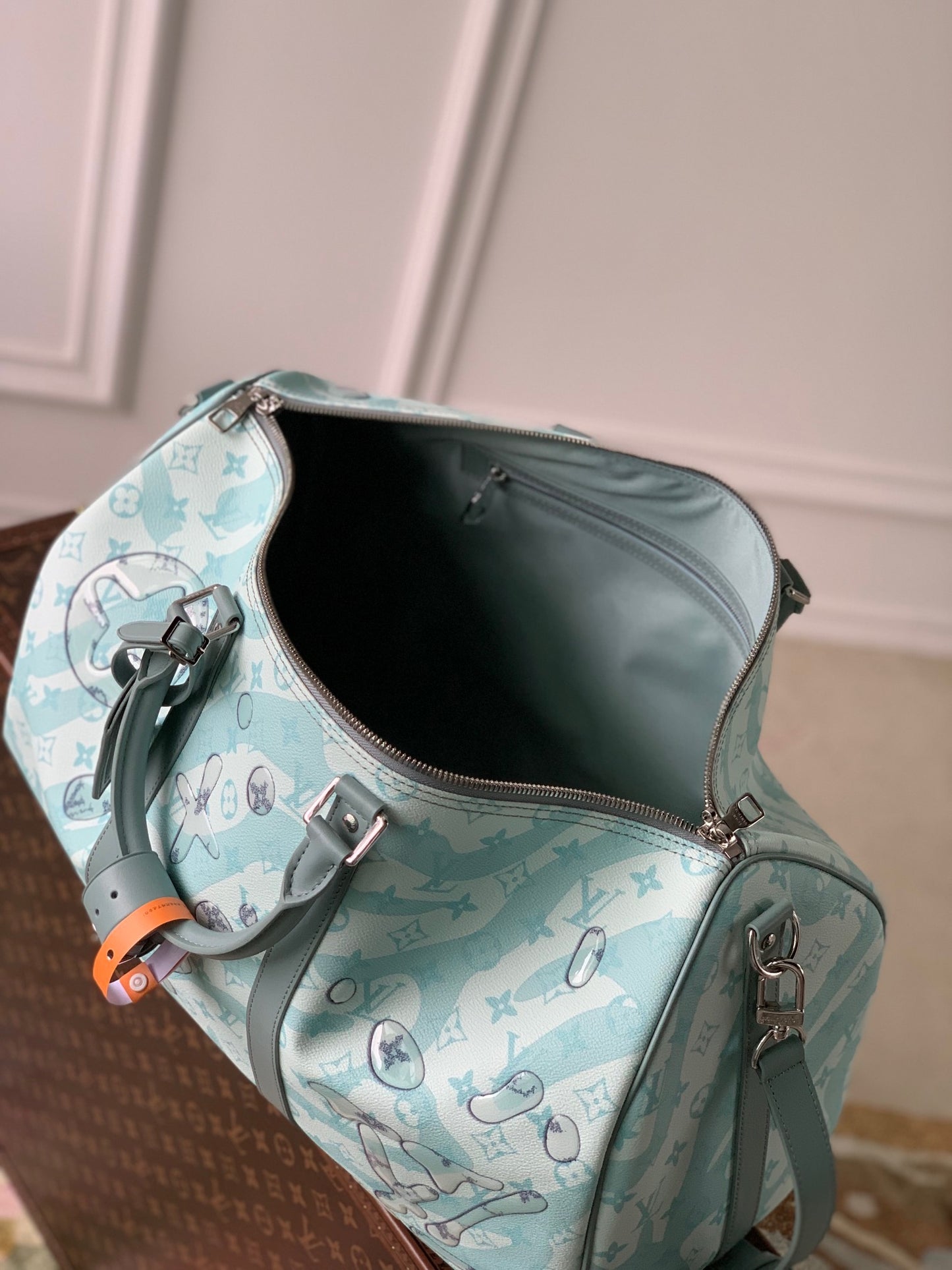 LOU KEEPALL BANDOULIÈRE 50 BAG