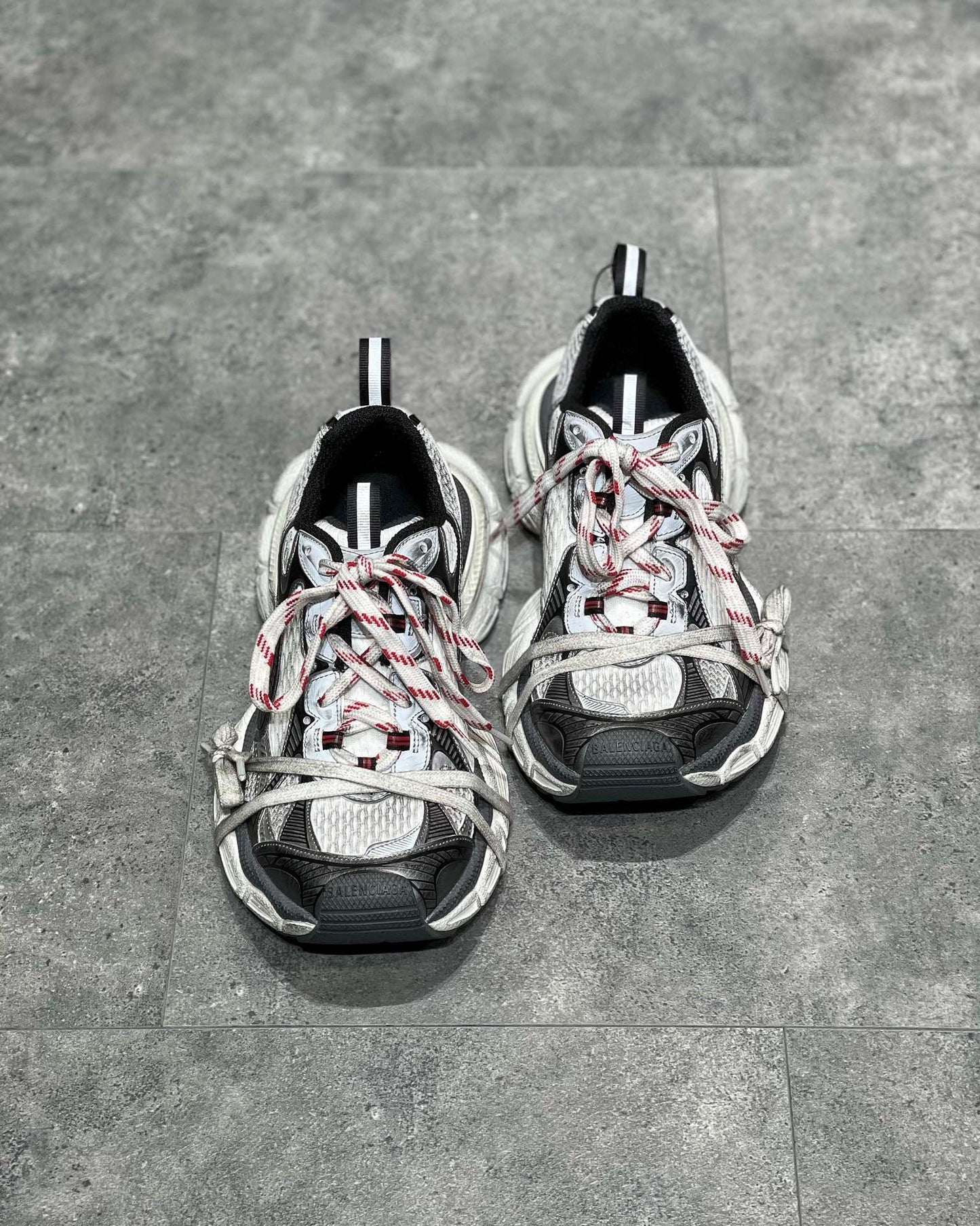 BAL 3XL TRAINERS