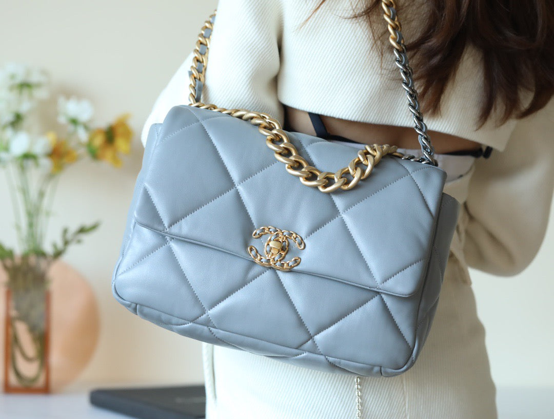 CC 19 BAG
