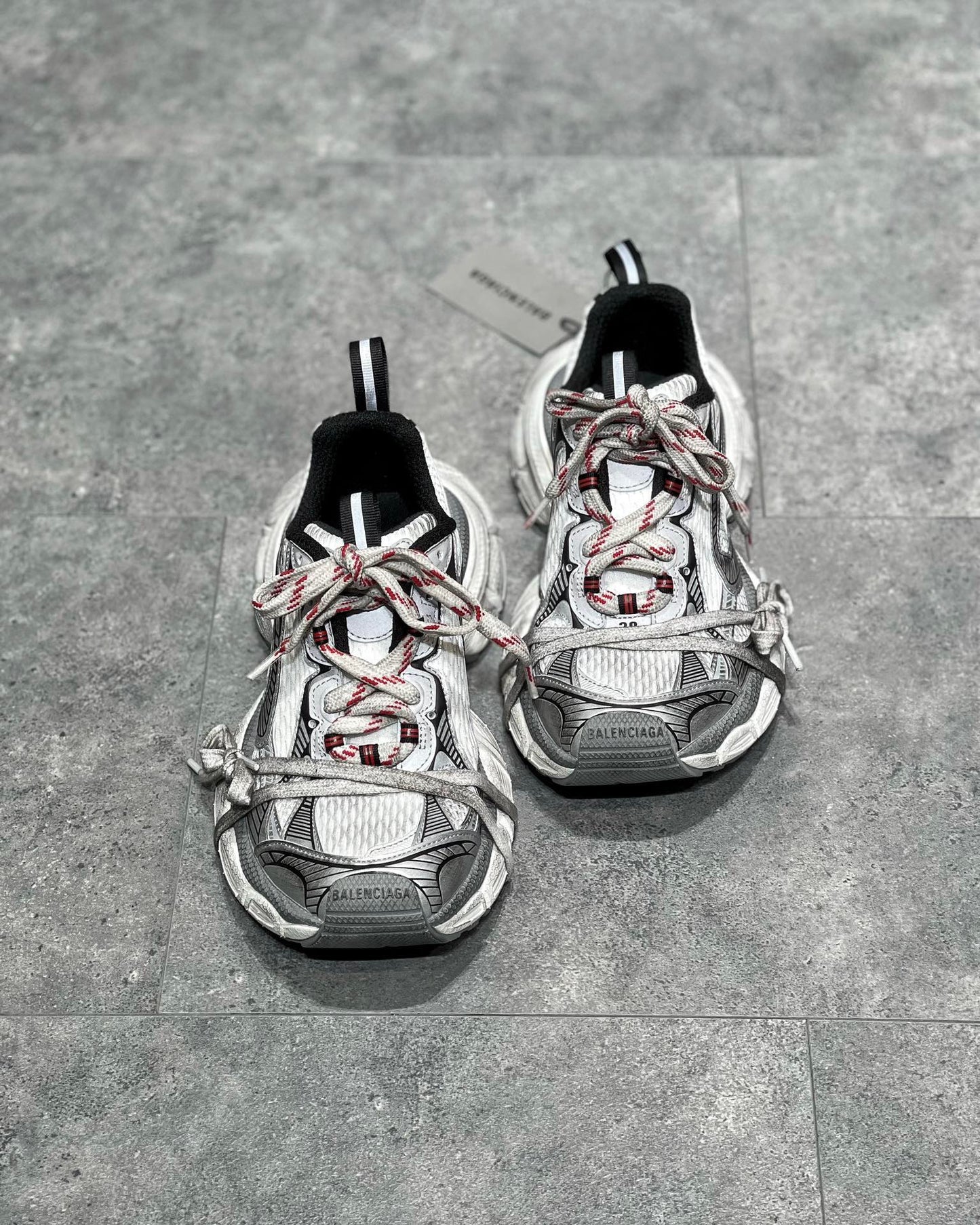 BAL 3XL TRAINERS