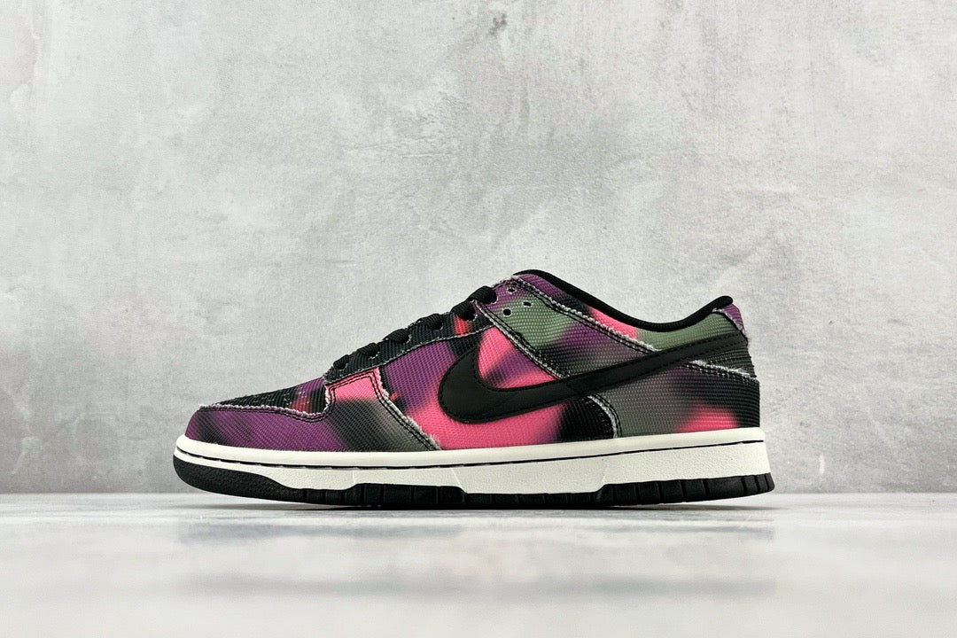 DUNK LOW GRAFFITI