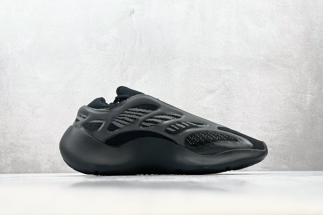 YEEZY 700 V3 ALVAH
