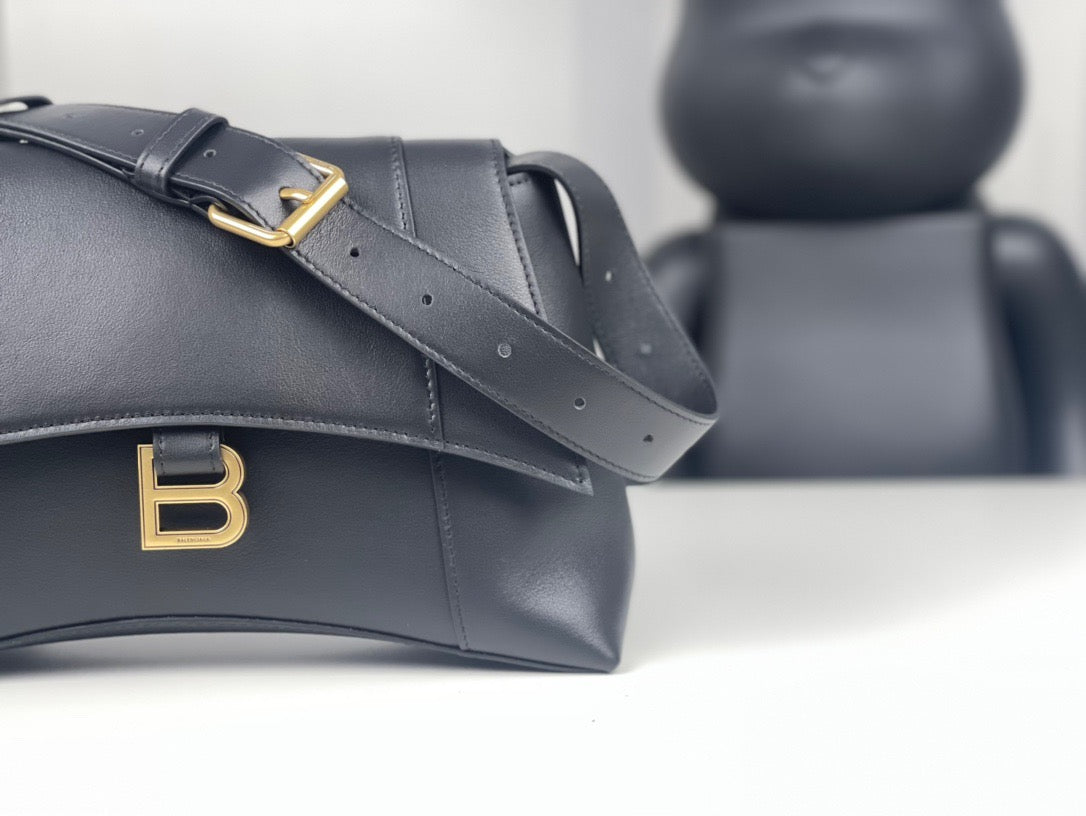 BAL DOWNTOWN SHOULDER BAG