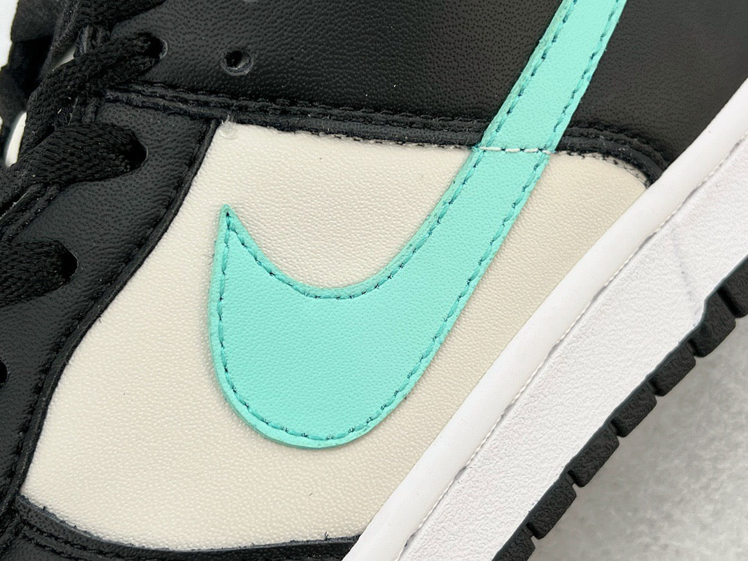 DUNK LOW TROPICAL TWIST