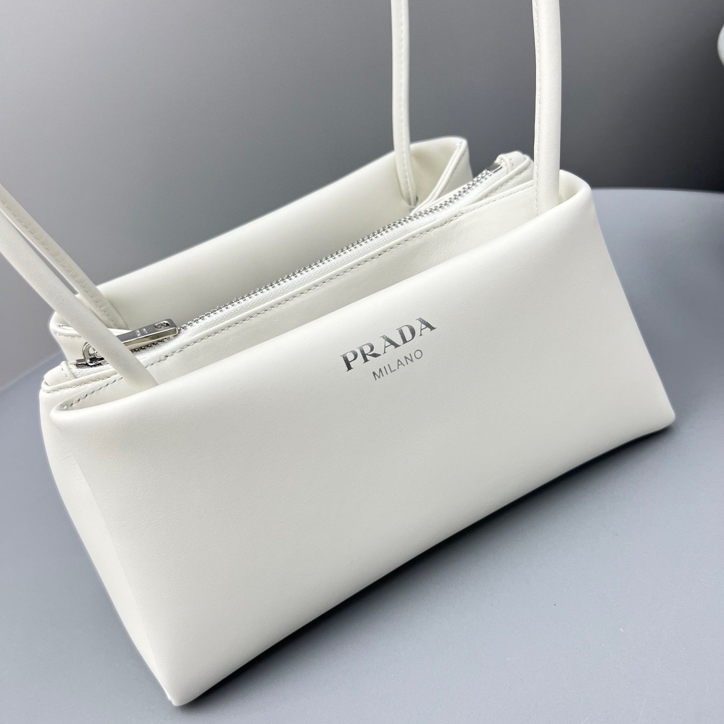 PD SMALL LEATHER BAG