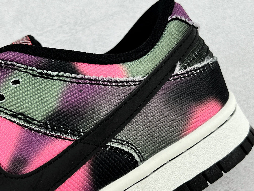 DUNK LOW GRAFFITI