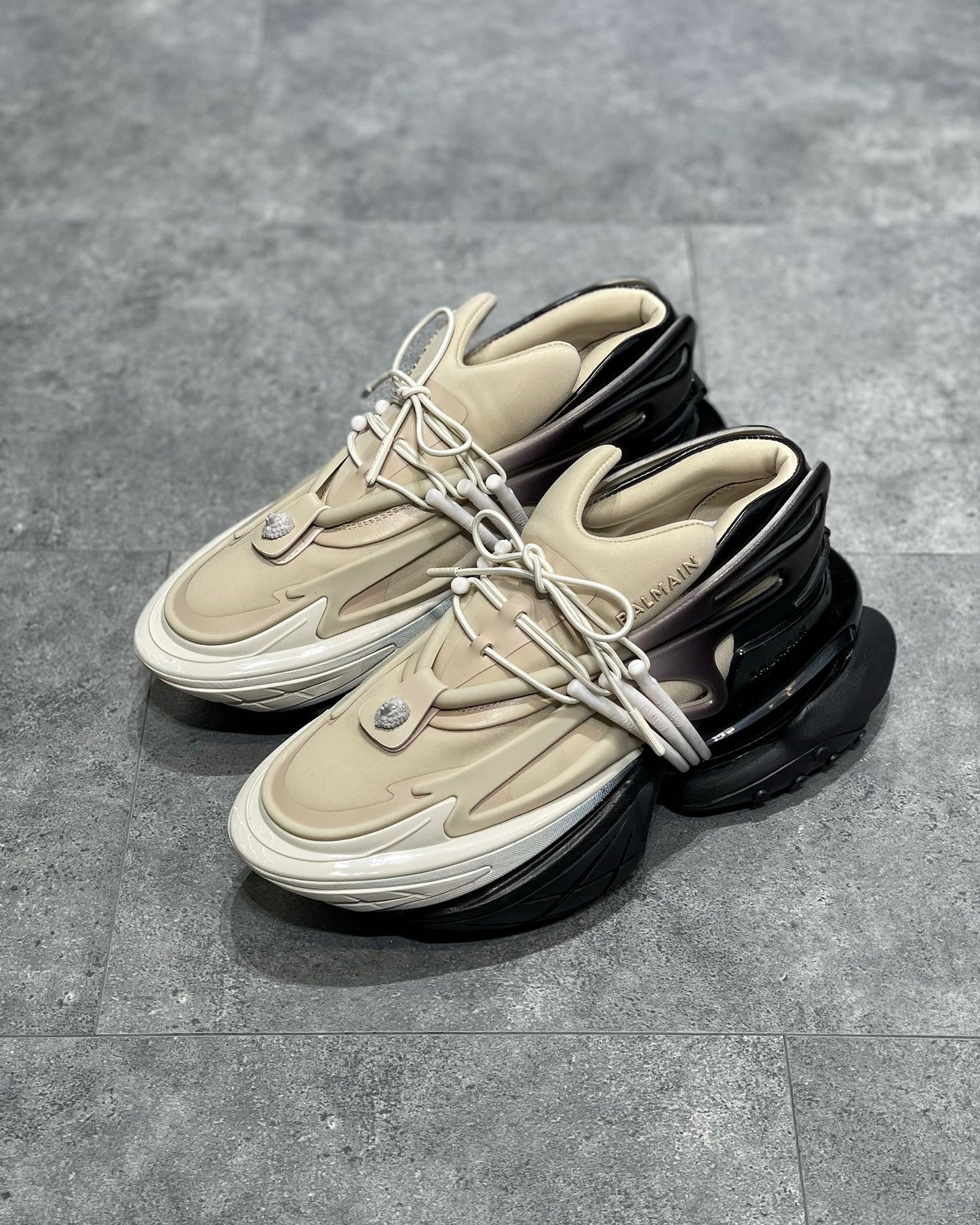 BALM UNICORN LOW-TOP SNEAKERS