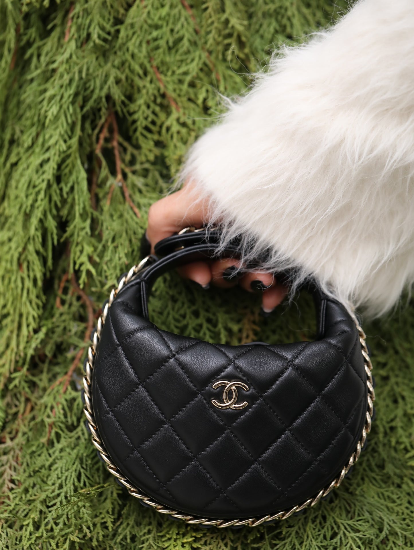 CC 23C QUILT MINI TOP HANDLE BAG