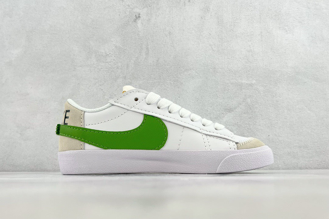 NIKE BLAZER LOW SWOOSH