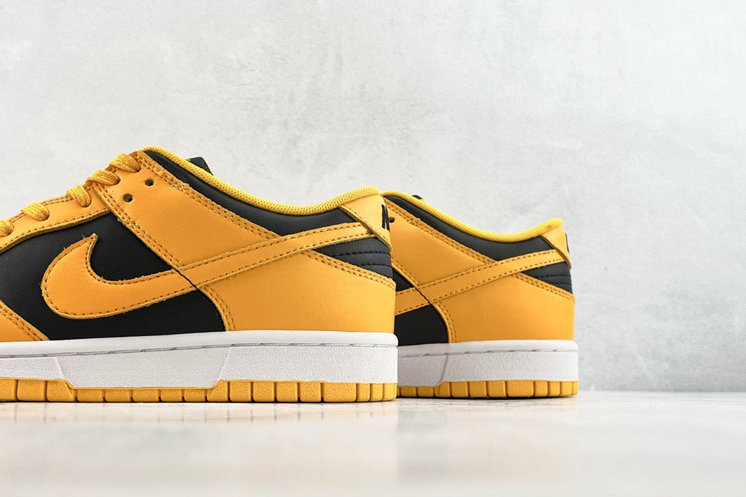 DUNK LOW GOLDENROD