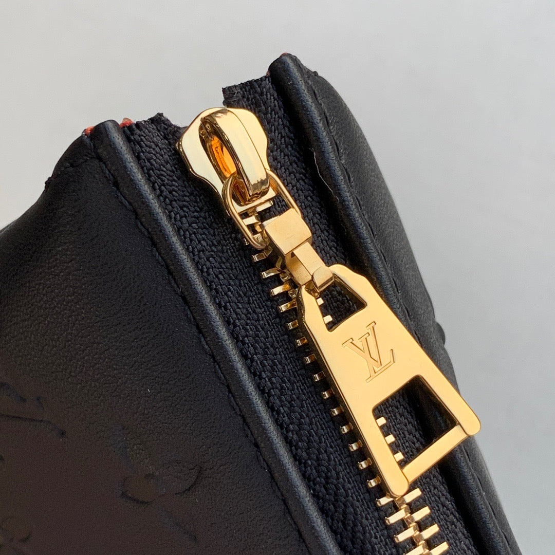 LOU COUSSIN BB BAG