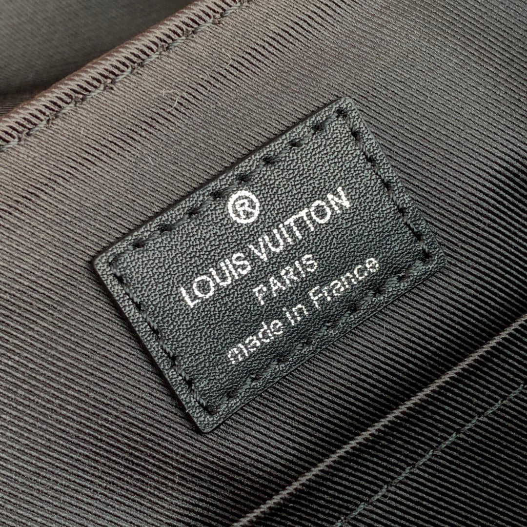 LOU CHRISTOPHER MESSENGER BAG