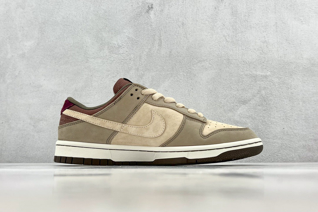 DUNK LOW x OTOMO KATUSHIRO