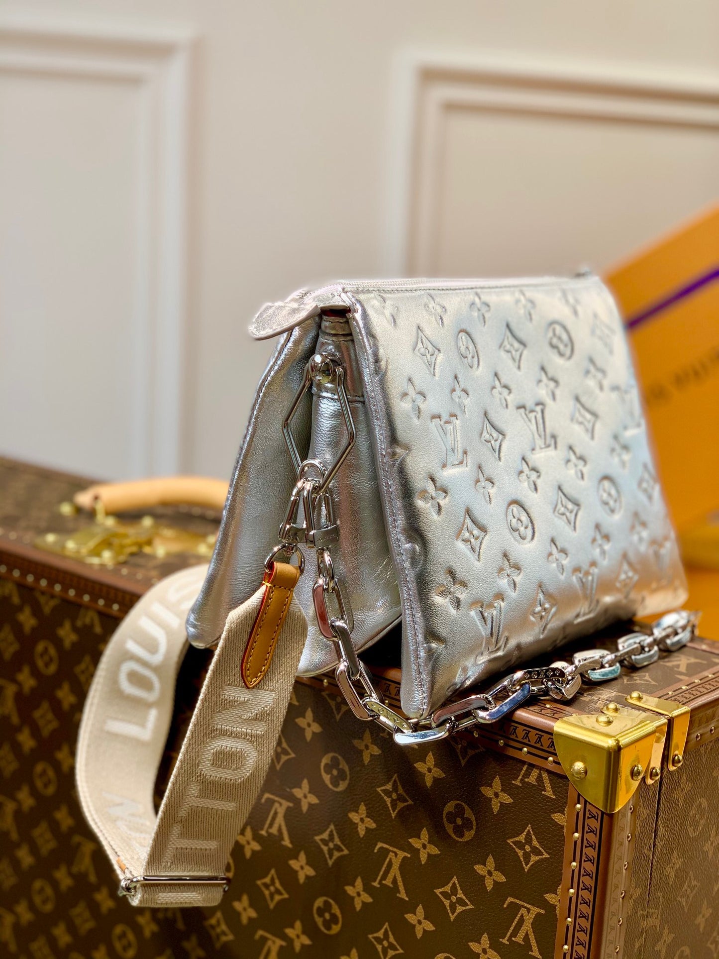 LOU COUSSIN PM BAG