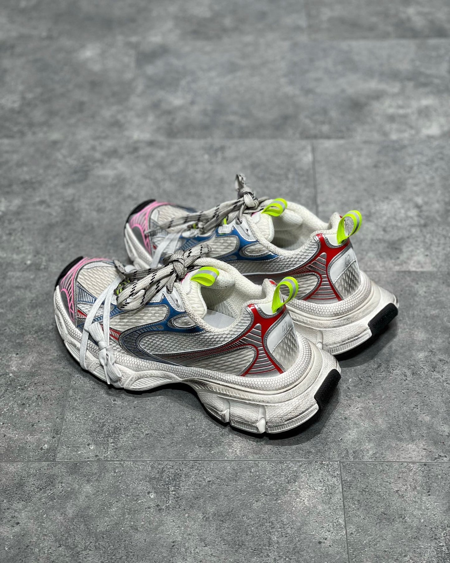 BAL 3XL TRAINERS
