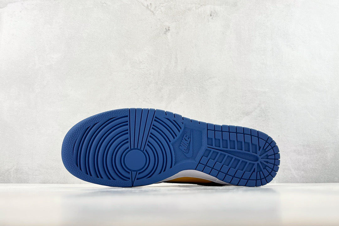 DUNK LOW RETRO UCLA