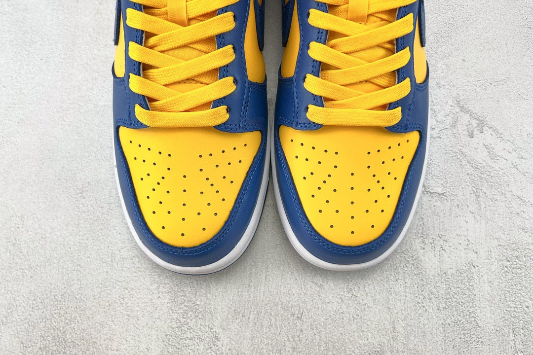 DUNK LOW RETRO UCLA
