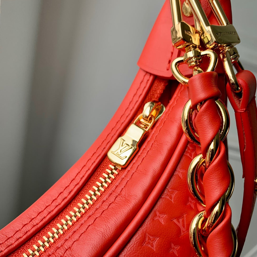 LOU LOOP BAGUETTE BAG