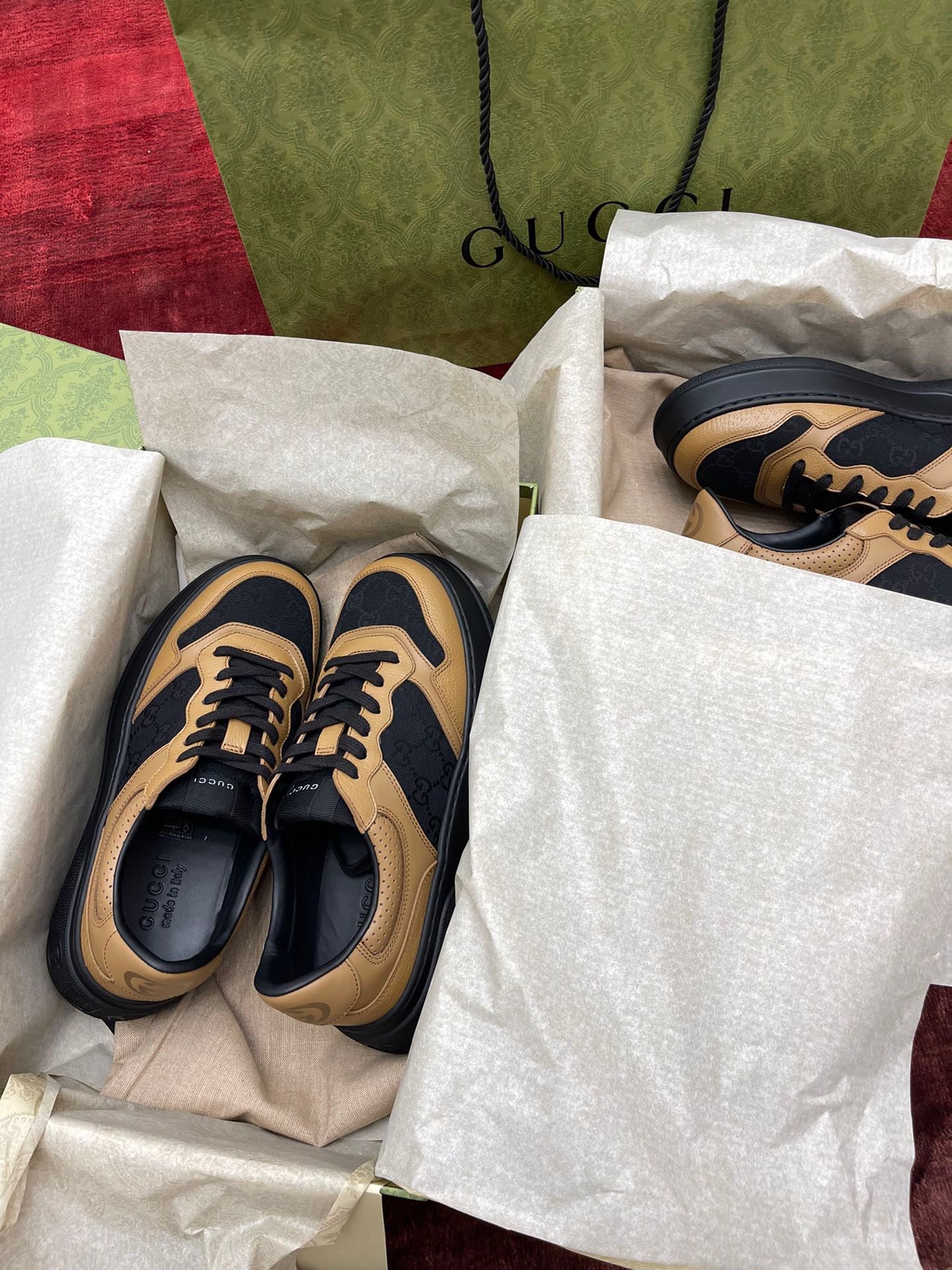 GG SUPREME TRAINERS