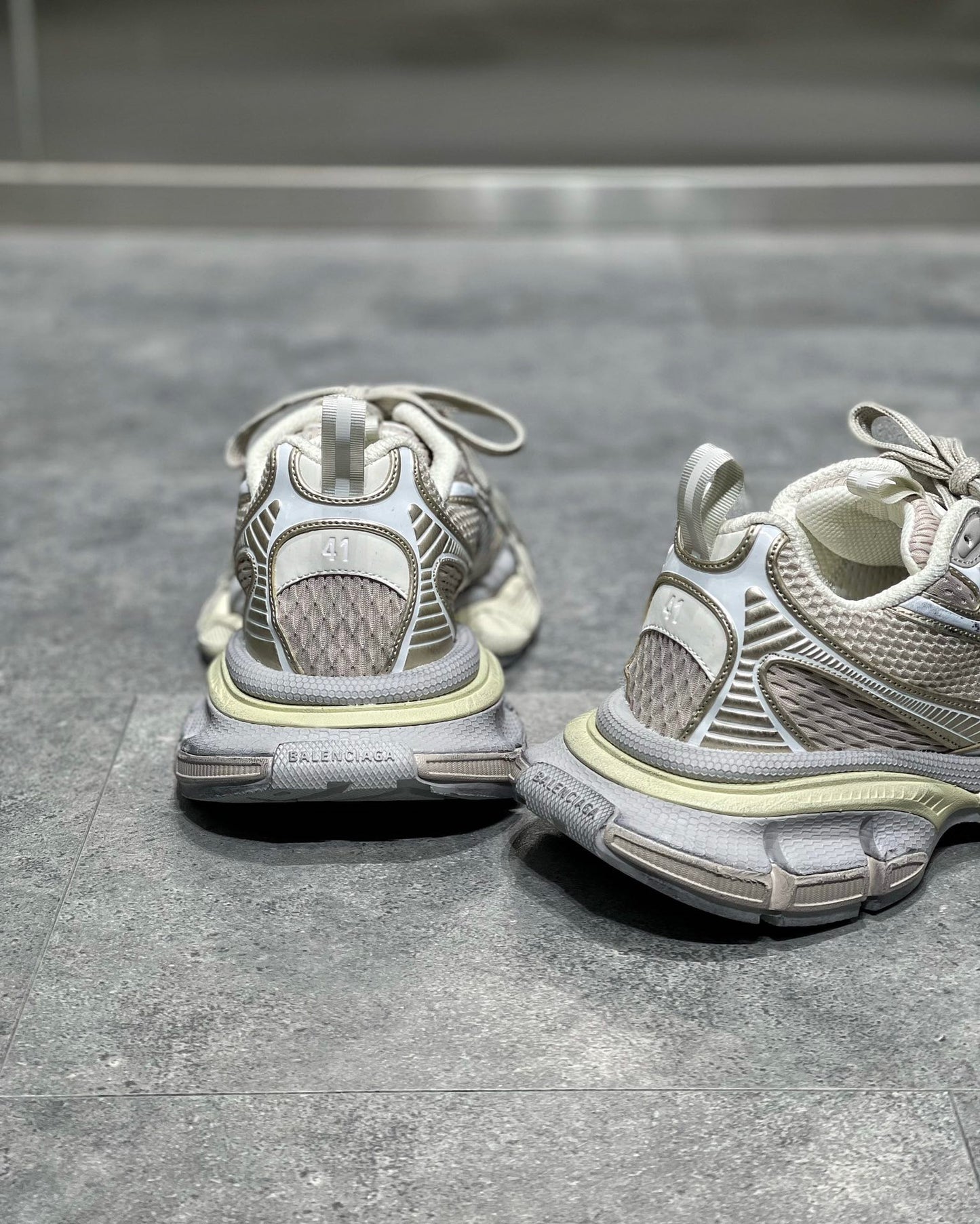 BAL 3XL TRAINERS