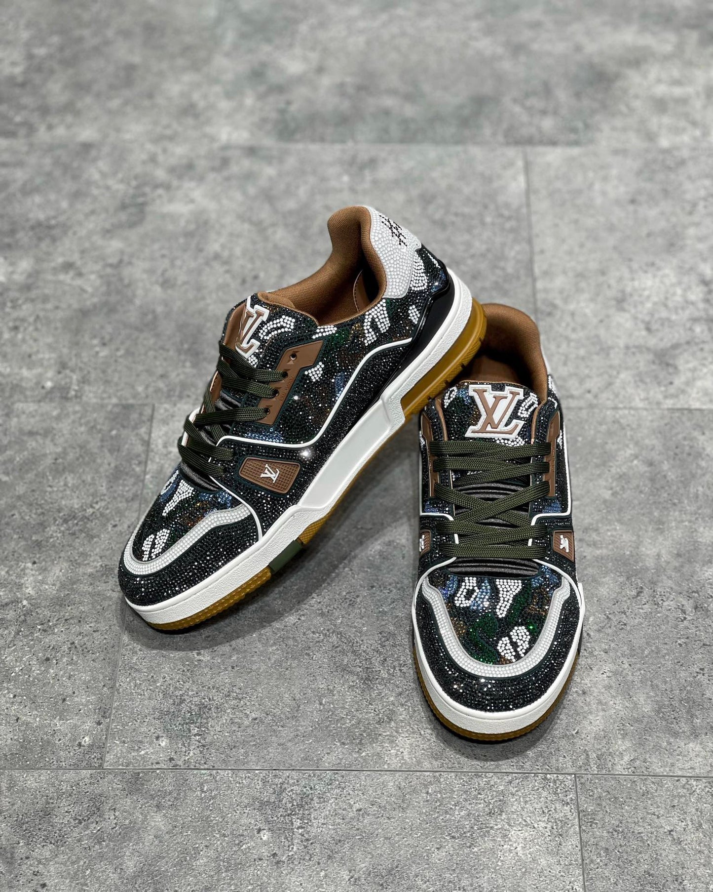 LOU TRAINERS