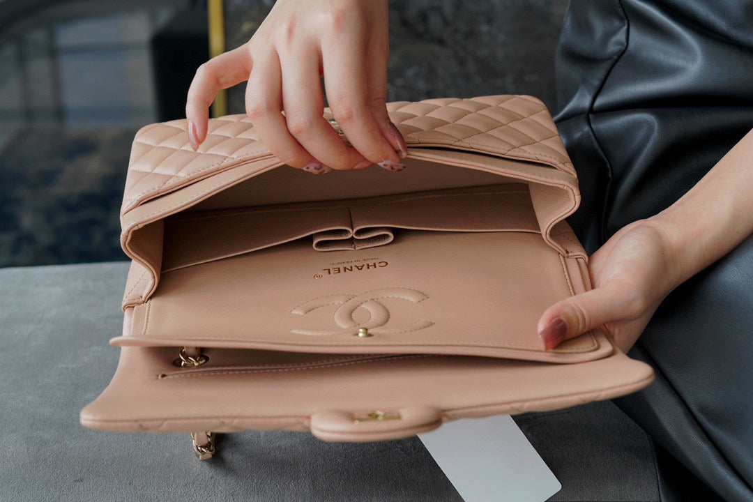 CC CLASSIC FLAP BAG
