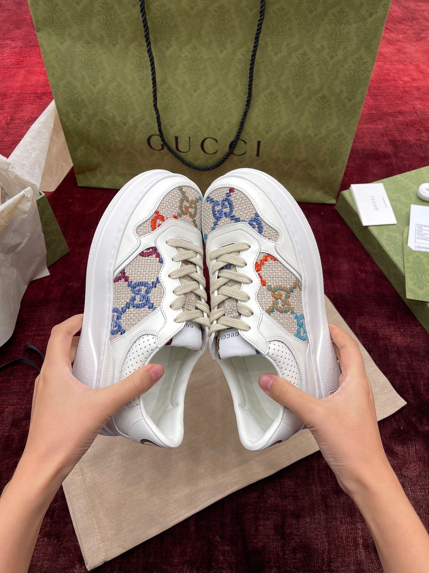 GG SUPREME TRAINERS