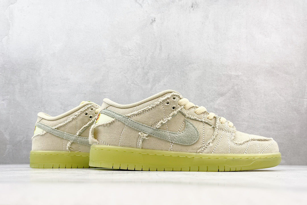 DUNK LOW MUMMY