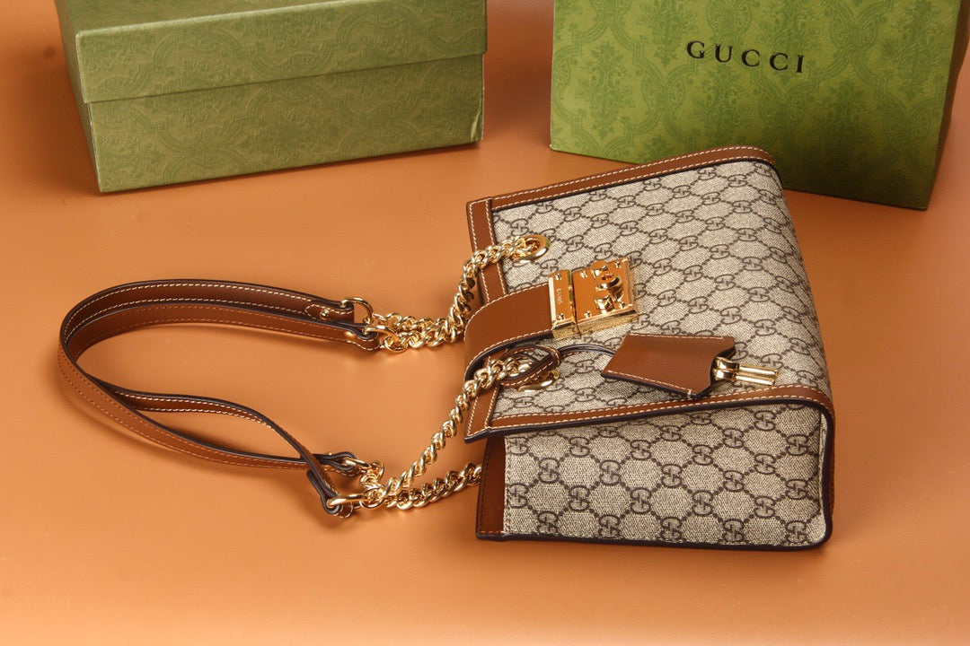 GG PADLOCK SMALL SHOULDER BAG